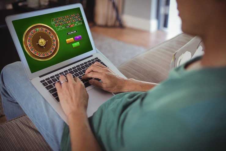 Hood vs Wolf interface showing bet range and game controls Hood vs Wolf game launch screen with bet controls and spin button